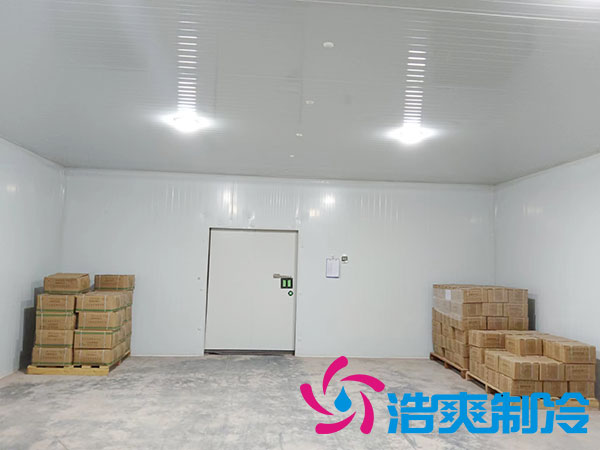　　以上就是關(guān)于醫(yī)藥冷庫專用倉庫中冷庫溫度要求范圍的詳細(xì)介紹，相信您看完一定對(duì)此有了更加深入的了解，如果您近期有醫(yī)藥冷庫建造的需求，歡迎咨詢浩爽制冷（400-861-7579）。醫(yī)藥冷庫-浩爽制冷,冷庫設(shè)計(jì)安裝一站式服務(wù)